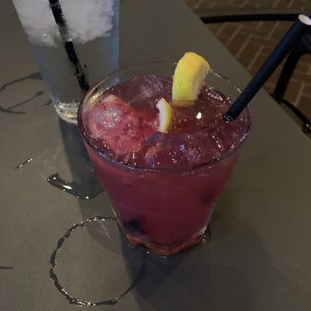 Za's on Devine - Blackberry lemonade - Pizza Near Me - Columbia, South Carolina Za's on Devine - Blackberry lemonade - Pizza Near Me - Columbia, South Carolina