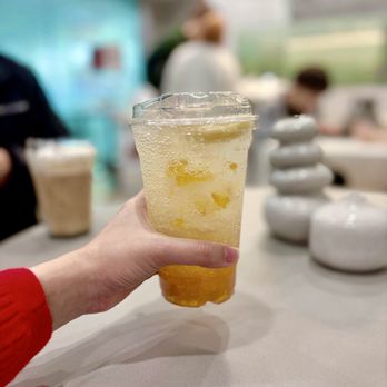 O Beem - Peach Yuzu Ade - Cafes Near Me - Los Angeles, California