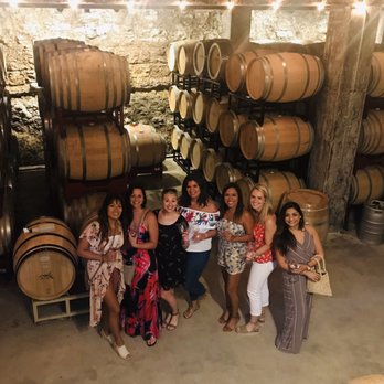 Hawk's Shadow Winery - Barrel wine tasting! - Wineries Near Me - Dripping Springs, Texas Hawk's Shadow Winery - Barrel wine tasting! - Wineries Near Me - Dripping Springs, Texas