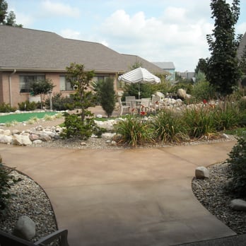 SharonBrooke - SharonBrooke Courtyard - Assisted Living Facilities Near Me - Newark, Ohio SharonBrooke - SharonBrooke Courtyard - Assisted Living Facilities Near Me - Newark, Ohio