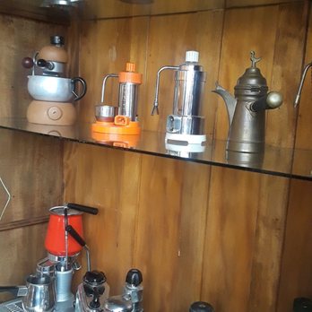 Extracto Coffeehouse - Coffee & Tea Near Me - Portland, Oregon