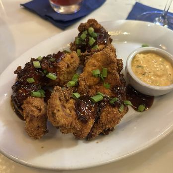 Max Downtown - Honey Chili Crisp Chicken Tenders - Bars Near Me - Hartford, Connecticut