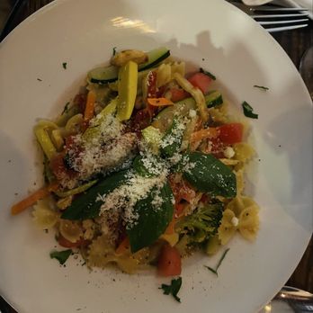 Trattoria Trecolori - Farfalle Primavera - Italian Near Me - New York, New York Trattoria Trecolori - Farfalle Primavera - Italian Near Me - New York, New York