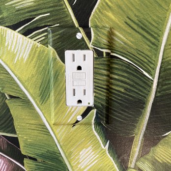 Wallpaper Installer LA - that precision though! - Wallpapering Near Me - Los Angeles, California Wallpaper Installer LA - that precision though! - Wallpapering Near Me - Los Angeles, California