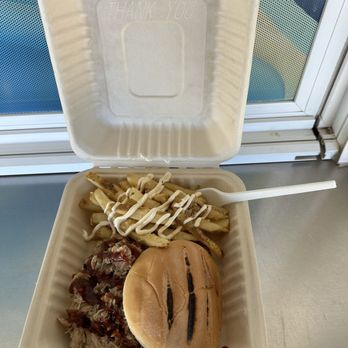 Waikiki Beachside Bistro - Pulled pork sandwich with garlic fries - Asian Fusion Near Me - Honolulu, Hawaii Waikiki Beachside Bistro - Pulled pork sandwich with garlic fries - Asian Fusion Near Me - Honolulu, Hawaii