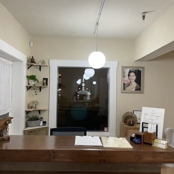 Crown Thai Massage - Reception Area - Massage Therapy Near Me - San Francisco, California