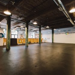 Opportunity Barks East Falls, Philadelphia dog training studio