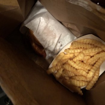 Shake Shack Upper West Side - Shake-n... On the GO. (Open packaging, no bueno) - Fast Food Near Me - New York, New York Shake Shack Upper West Side - Shake-n... On the GO. (Open packaging, no bueno) - Fast Food Near Me - New York, New York