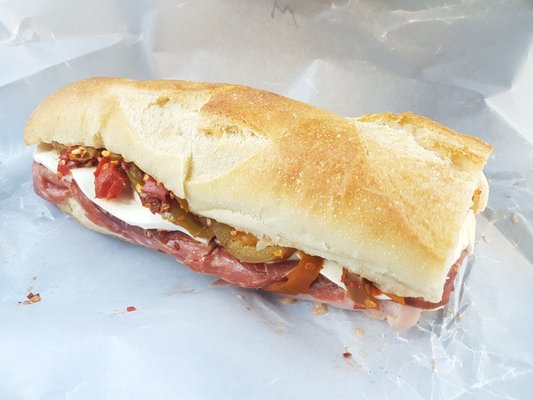 Andrea Salumeria by null