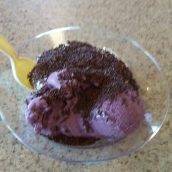 Graeter's Ice Cream - Peanut butter chocolate chip & raspberry chocolate chip ice cream with chocolate jimmies. - Ice Cream & Frozen Yogurt Near Me - Newport, Kentucky Graeter's Ice Cream - Peanut butter chocolate chip & raspberry chocolate chip ice cream with chocolate jimmies. - Ice Cream & Frozen Yogurt Near Me - Newport, Kentucky