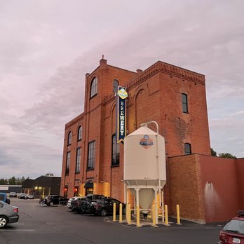 Petoskey Brewing - Street view - Pubs Near Me - Petoskey, Michigan Petoskey Brewing - Street view - Pubs Near Me - Petoskey, Michigan