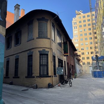 GREEN LANTERN - Updated January 2025 - 36 Photos & 105 Reviews - 1335