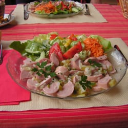 Hotel Mira Tödi - Wurstsalat garniert
