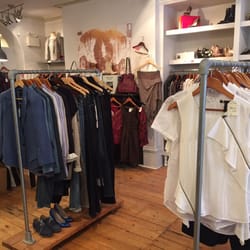 Brilliant Clothing Boutique - The middle.. Dang I love this place