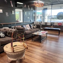 Fire Styles Barbershop & Coffee Bar - Inside is spotless