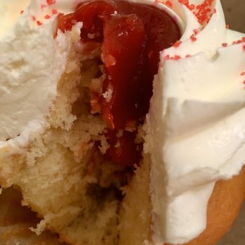 Key West Cakes - Guava filled cupcake - Bakeries Near Me - Key West, Florida Key West Cakes - Guava filled cupcake - Bakeries Near Me - Key West, Florida