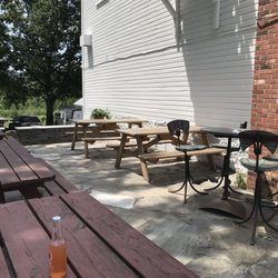Craftsbury General Store - Outdoor dining