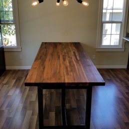 Beautiful 9-foot dining room table - very happy with how it looks in our dining room Beautiful 9-foot dining room table - very happy with how it looks in our dining room