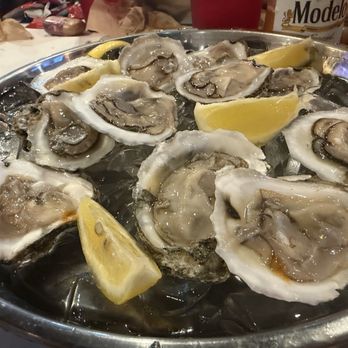 Red Crab - Raw oysters - Seafood Near Me - Houston, Texas Red Crab - Raw oysters - Seafood Near Me - Houston, Texas