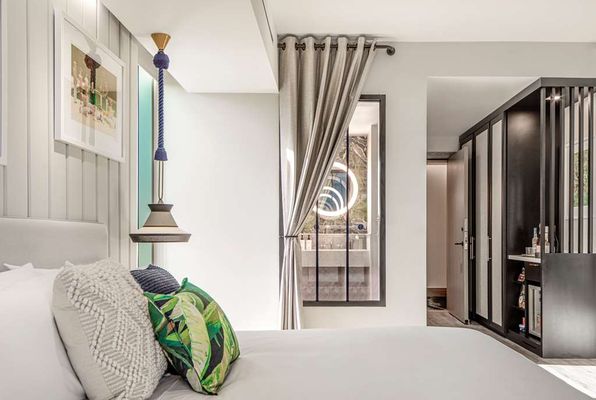 The Ray Hotel Delray Beach, Curio Collection by Hilton by null