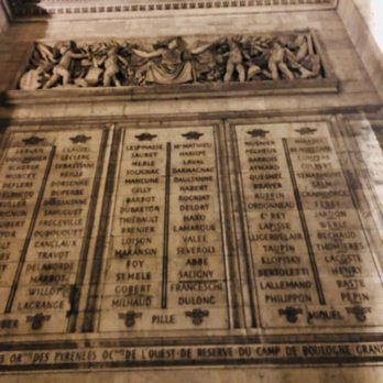 L'Arc de Triomphe - Landmarks & Historical Buildings Near Me - Paris, 75 L'Arc de Triomphe - Landmarks & Historical Buildings Near Me - Paris, 75