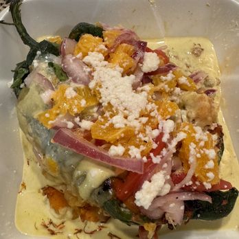Mr. Q Restaurant - Latin American Near Me - Atascadero, California