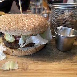 Le Grenier de Notre-Dame - Lentil Bleu Cheese Burger