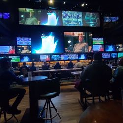 Bobby V's Restaurant & Sports Bar - First time at BV