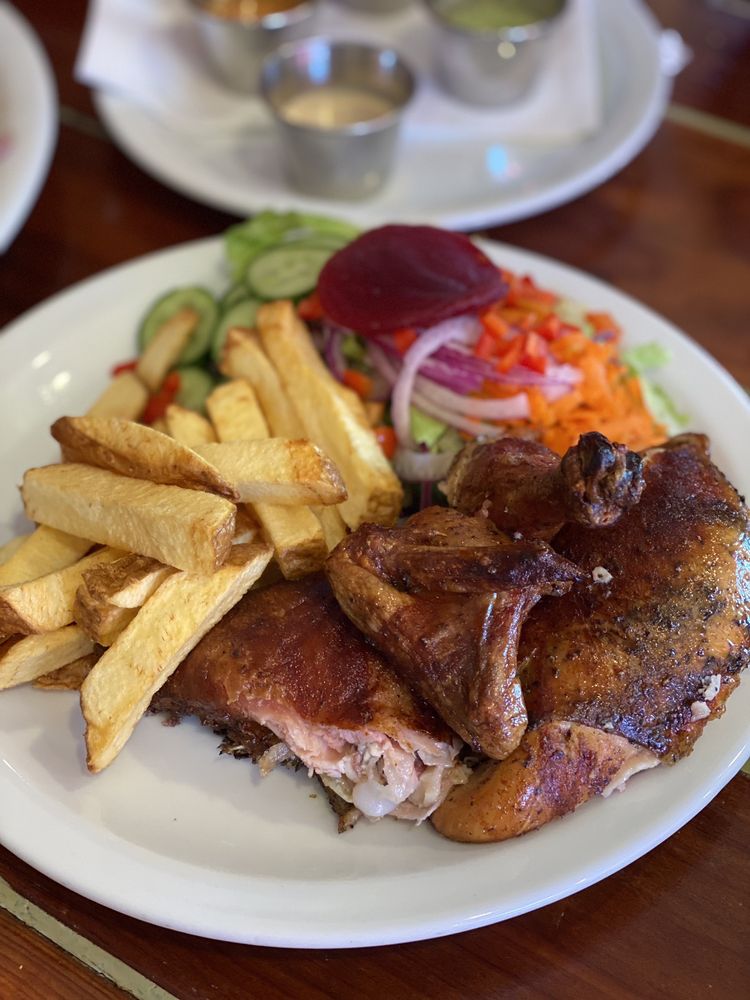 Food from El Dorado Pollos A La Brasa