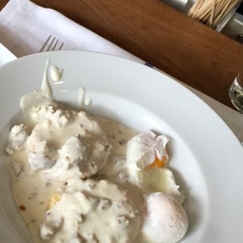 Stone Park Cafe - Biscuits and Gravy with Poached Eggs - New American Near Me - Brooklyn, New York Stone Park Cafe - Biscuits and Gravy with Poached Eggs - New American Near Me - Brooklyn, New York