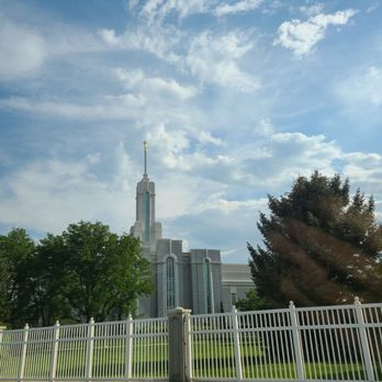 Mount Timpanogos Utah Temple - Churches Near Me - American Fork, Utah