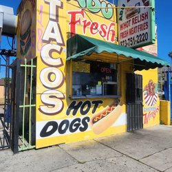 Adu Burger - Outside Location