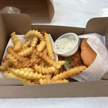Shake Shack - Chicken shack and crinkle fries - Food Court Near Me - Nashville, Tennessee