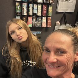 Tan Republic - Grants Pass - Taytum and Michelle