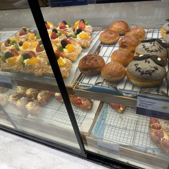 Paris Baguette - Pastries! - Coffee & Tea Near Me - Irvine, California