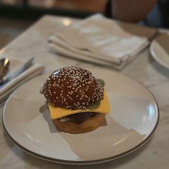 The Whaling Bar - Hamburger dessert! - Cocktail Bars Near Me - La Jolla, California