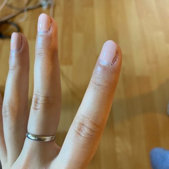 Annie Nails & Spa - Only 1 week later @ index finger - Nail Salons Near Me - Whittier, California Annie Nails & Spa - Only 1 week later @ index finger - Nail Salons Near Me - Whittier, California