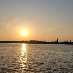 Sole Watersports - This sunset trip was wonderful! Met lots of nice people, enjoyed the prosecco and the sunset, awwhhh! Book for yourself!
