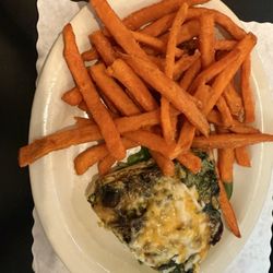 Toni's Courtyard Café - Spinach & Mushroom Quiche of the Day
