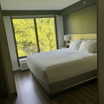 Hyatt Place Mystic - Beautifully updated, with a comfy bed and great big windows. - Hotels Near Me - Mystic, Connecticut