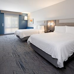 Holiday Inn Express & Suites Valencia - Santa Clarita