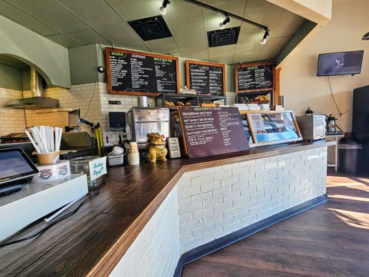 Benny's Lakewood by null
