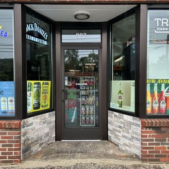 Westside Wine & Liquor - Front - Beer, Wine & Spirits Near Me - New Britain, Connecticut Westside Wine & Liquor - Front - Beer, Wine & Spirits Near Me - New Britain, Connecticut