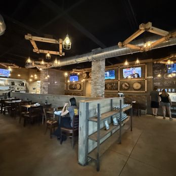 Oak & Stone - Pizza Near Me - Bradenton, Florida Oak & Stone - Pizza Near Me - Bradenton, Florida