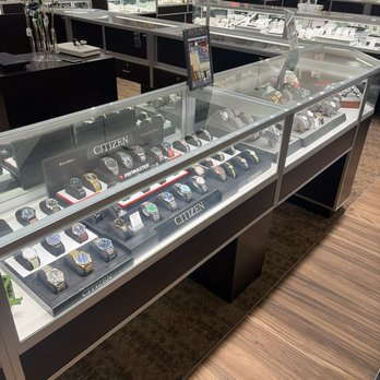 Riddle's Jewelry - Dubuque - Jewelry Near Me - Dubuque, Iowa Riddle's Jewelry - Dubuque - Jewelry Near Me - Dubuque, Iowa