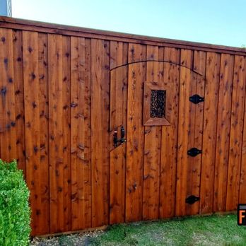 Fence Defense - Leatherwood Transparent stain on Japanese Cedar!
Fence staining in Plano - Fences & Gates Near Me - Plano, Texas Fence Defense - Leatherwood Transparent stain on Japanese Cedar!
Fence staining in Plano - Fences & Gates Near Me - Plano, Texas