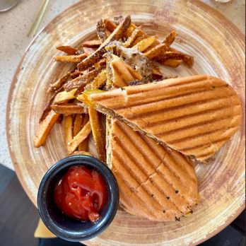 Yuca By Cedar - Cuban - Breakfast & Brunch Near Me - Bellevue, Kentucky Yuca By Cedar - Cuban - Breakfast & Brunch Near Me - Bellevue, Kentucky