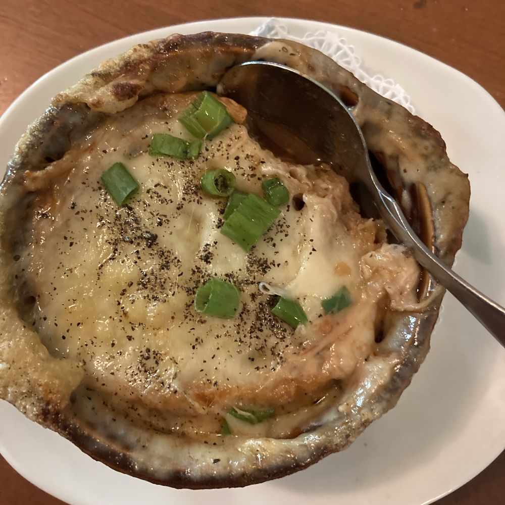 Red Fox Bar & Grille - French onion soup - American Near Me - Jackson, New Hampshire Red Fox Bar & Grille - French onion soup - American Near Me - Jackson, New Hampshire
