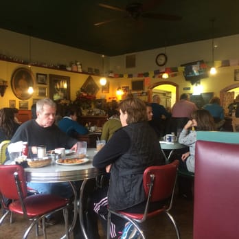 Center Perk - Busy but still cozy - New American Near Me - Manchester, Connecticut Center Perk - Busy but still cozy - New American Near Me - Manchester, Connecticut