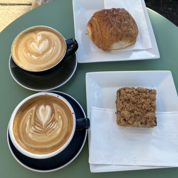 Gryphon Cafe - Coffee & Tea Near Me - Wayne, Pennsylvania